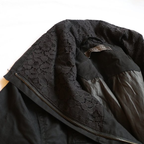 Suzy Shier Black Coat - Picture 2 of 4